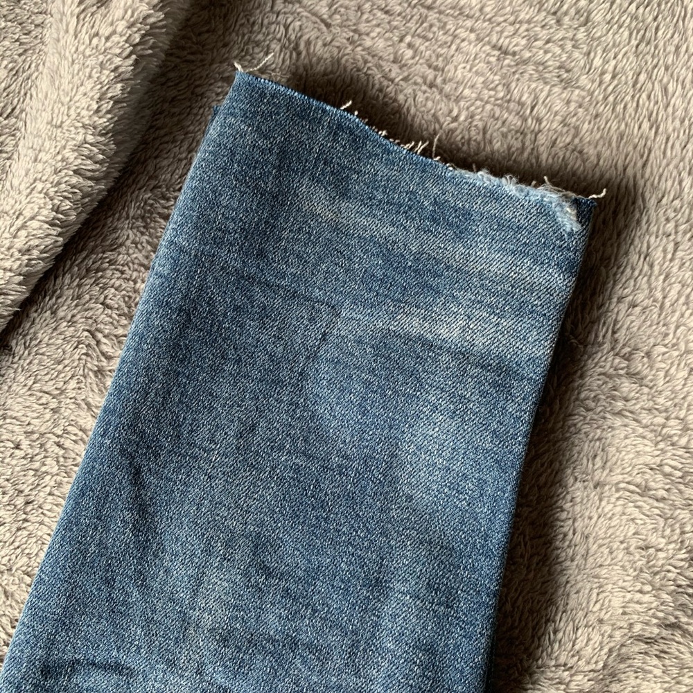 American Eagle Jeans - Picture 4 of 6